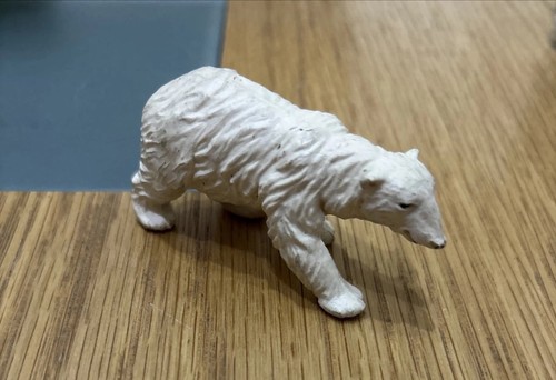 Britains polar bear made in - -polar,